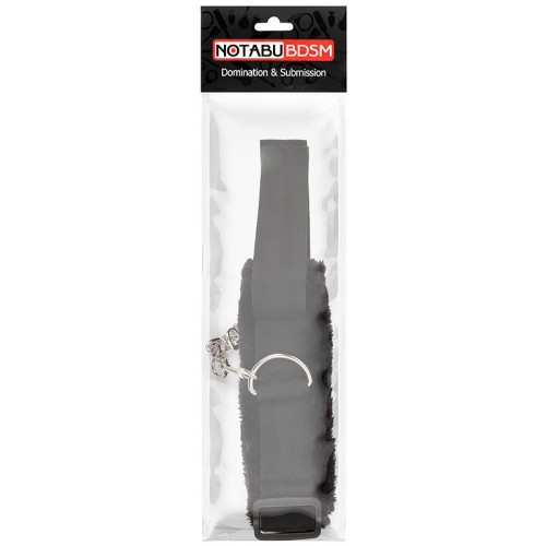 Текстильные наручники с черным мехом Notabu