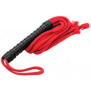 Красно-черная плеть из нейлона (иной угол)
