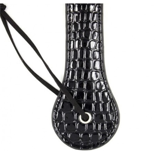 Пэдл-шлепалка с заклепками