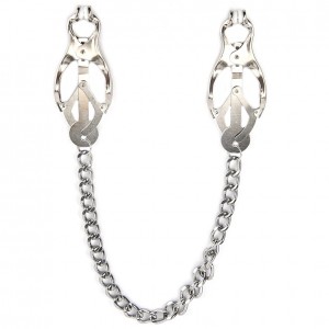 Металлические зажимы на соски с серебристой цепочкой