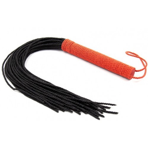 Мягкая плеть черно-красная