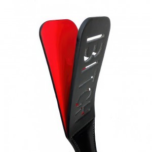 Пэдл серебряный Bitch (иной угол)