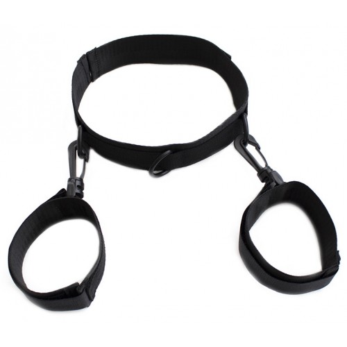 Нейлоновый фиксатор рук к телу черный