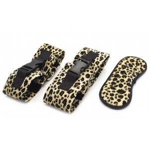 Леопардовый БДСМ набор маска с наручниками и поножами (иной угол)
