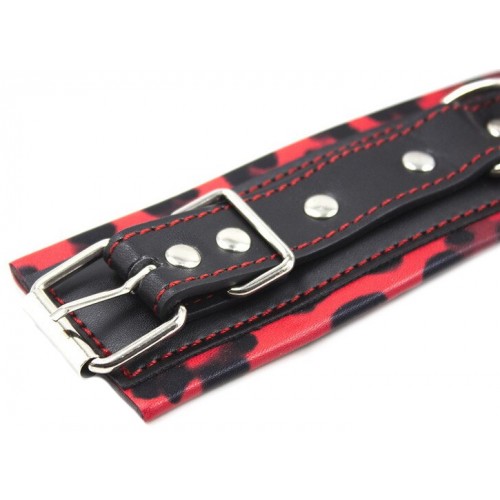 Наручники черно-красные из искусственной кожи