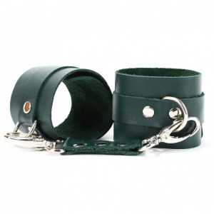 Оковы на ноги изумруд (иной угол)