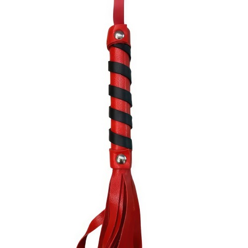 Красная плеть с черно-красной ручкой