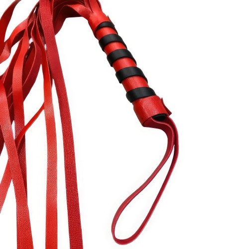 Красная плеть с черно-красной ручкой