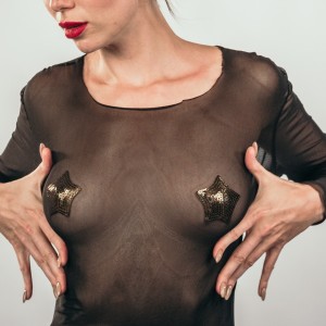 Пэстисы-звезды Burlesque Tempest золотистые (иной угол)