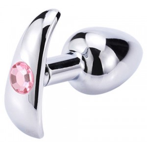 Металлическая анальная втулка со съемным серо-белым хвостиком и пробкой с розовым кристаллом (иной угол)