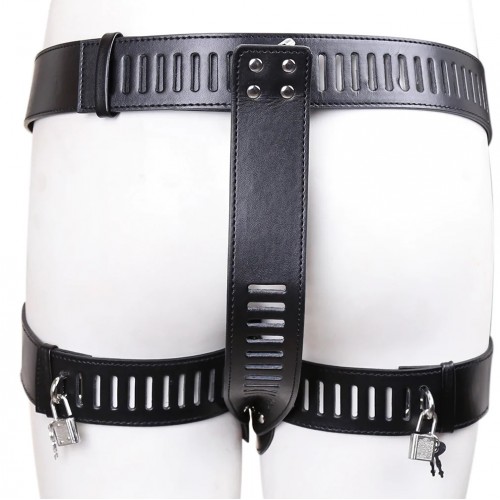 Женский пояс верности черного цвета