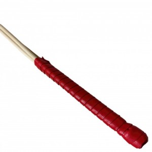 Стек из ротанга с красной рукоятью 60 см (иной угол)