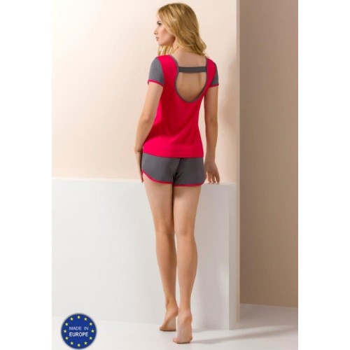 Яркий пижамный комплект с шортиками L