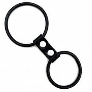 Двойное эрекционное кольцо на пенис и мошонку (иной угол)