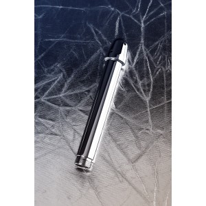 Анальный душ с тремя насадками, TOYFA Metal, металл, серебряная, 13 см (иной угол)