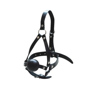 Кляп-шар со сбруей на голову,кожа черная (иной угол)