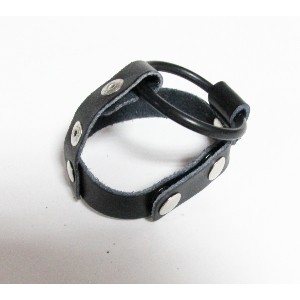 Двойное эрекционное кольцо для утяжки пениса и мошонки (иной угол)