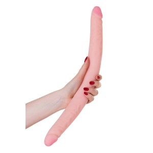 Двусторонний фаллоимитатор LoveToy LESBI TOUCH, 43 см Двусторонний фаллоимитатор LoveToy LESBI TOUCH, 43 см (иной угол)