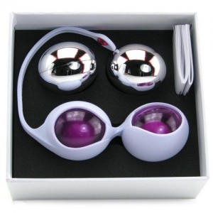 Набор эксклюзивных вагинальных шариков Ovo фуксия (иной угол)