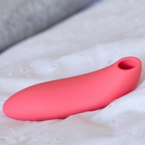 Вакуумно-волновой клиторальный стимулятор We-Vibe Melt, без коробки Вакуумно-волновой клиторальный стимулятор We-Vibe Melt, без коробки (иной угол)