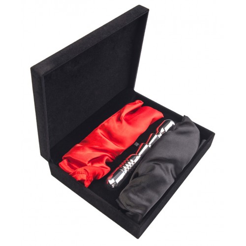 Металлический анальный стимулятор с двумя сменными плетками