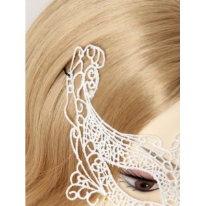 Ажурная белая маска с цепями и кристаллами (иной угол)