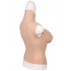 Накладная грудь размера B с животиком (иной угол)