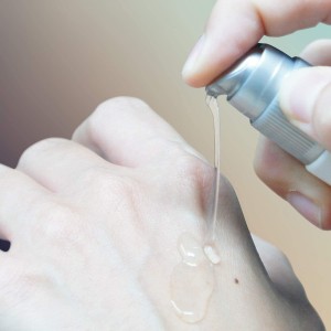 Сыворотка для анального секса Pjur Analyse me Serum 20 мл (срок годности до 20.09.2023) (иной угол)