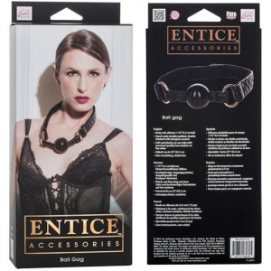 Силиконовый кляп на стеганом ремне с меховой подкладкой Entice Ball Gag (иной угол)