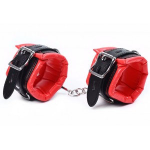 Красно-черные БДСМ наручники