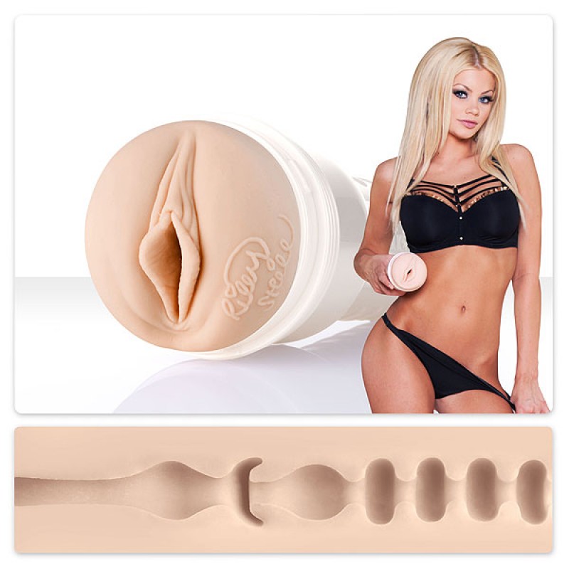 Мастурбатор Fleshlight Girls Riley Steele Lotus