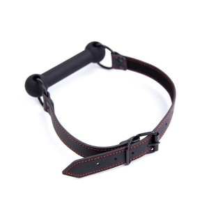 Кляп-трензель черный силиконовый (иной угол)