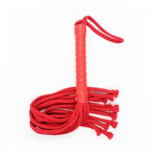 Красная плеть из нейлона (иной угол)