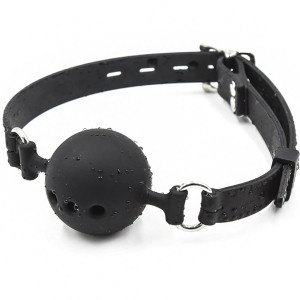 Дышащий силиконовый кляп Plug the ball с диаметром шарика 3,5 см (иной угол)