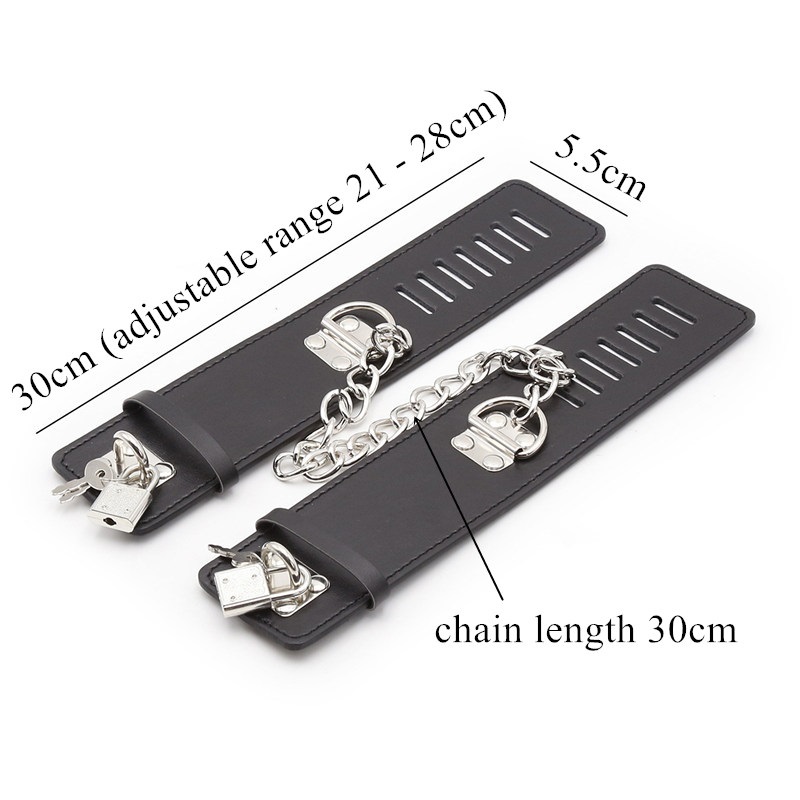 Черные наручники с замками 