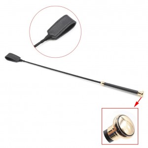 Дизайнерский стек с золотистой вставкой на ручке (иной угол)