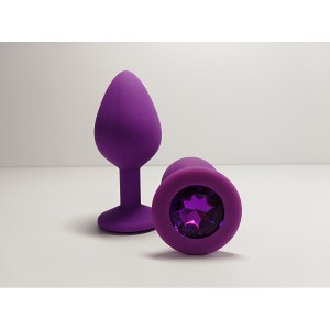Силиконовая анальная пробка M пурпурная с фиолетовым камушком (иной угол)