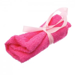 Набор "Я тебя люблю": 5 мыльных лепестков и полотенце в шкатулке (иной угол)